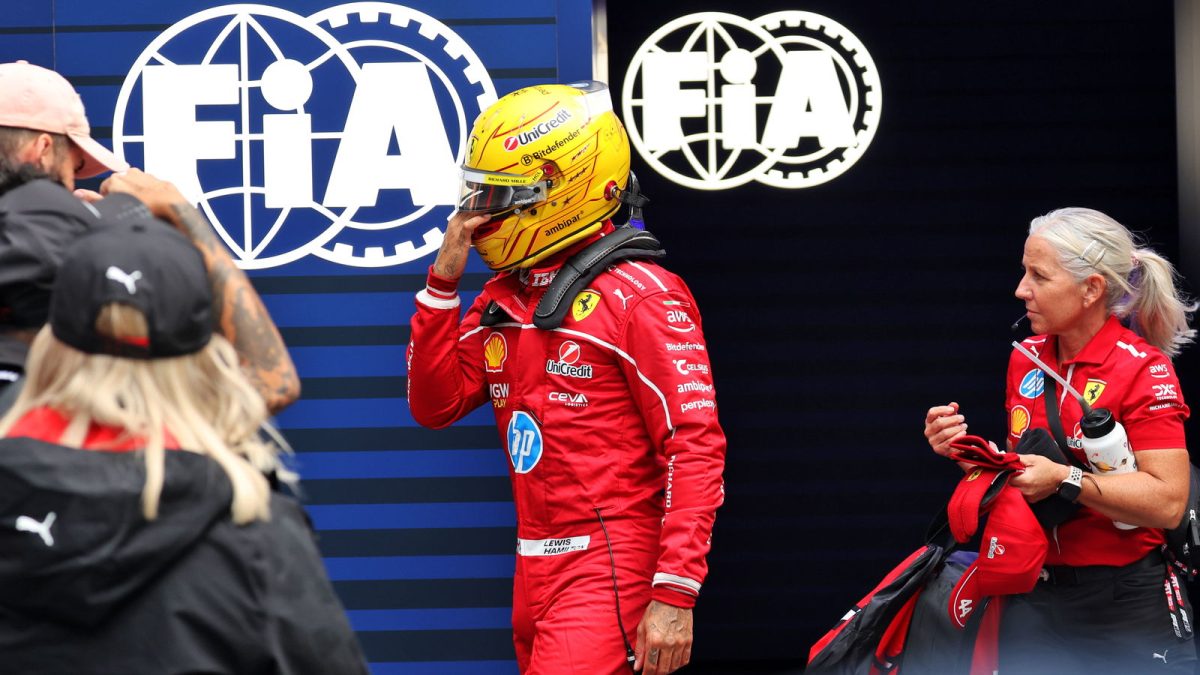 Former F1 Champion Delivers No-Holds-Barred Critique of Lewis Hamilton: A Pivotal Moment in Motorsport History