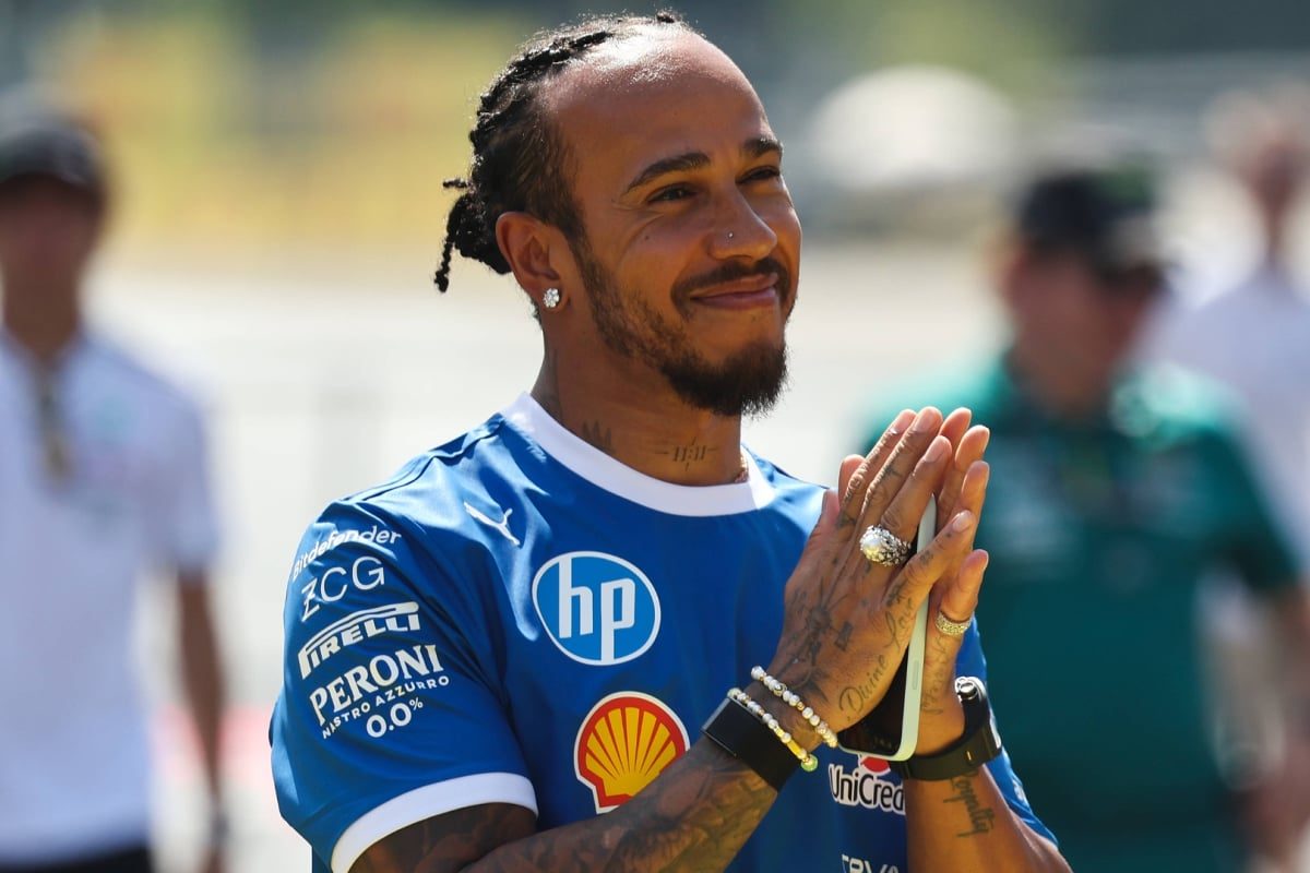 Graceful Champion: Lewis Hamilton Reflects on Rival F1 Champion with Pride
