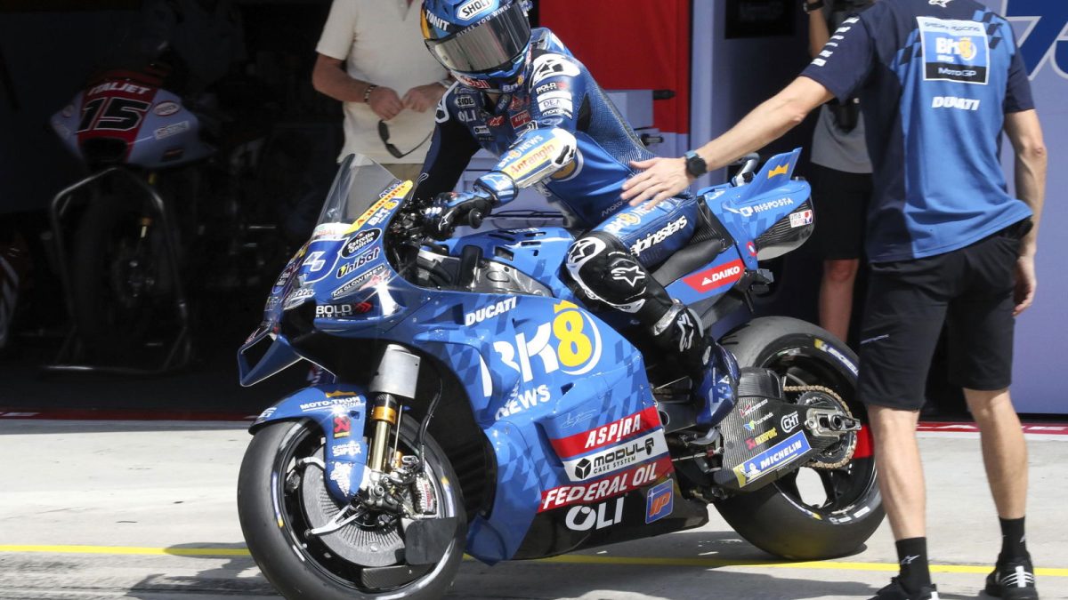 Alex Marquez Dominates Malaysian MotoGP Warm-Up Amidst Challenging Tire Selection