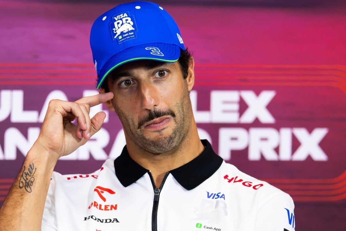 Revving up for Victory: Daniel Ricciardo's Singapore Grand Prix Challenge