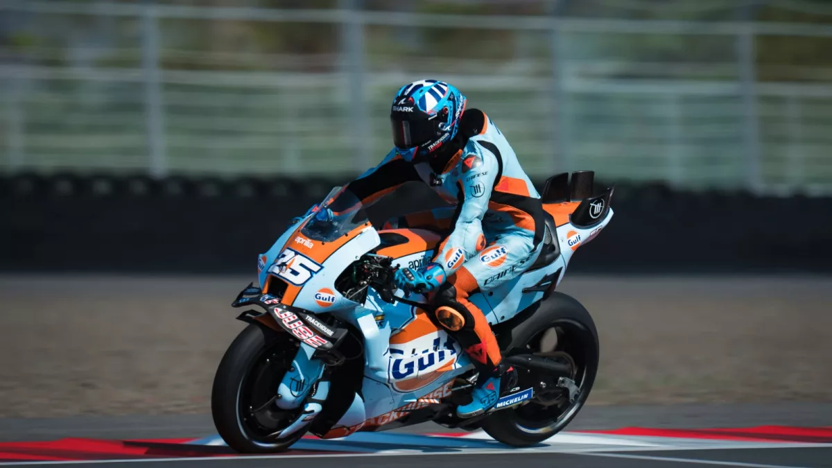 Raul Fernandez earns maiden MotoGP victory in dominant Phillip Island display