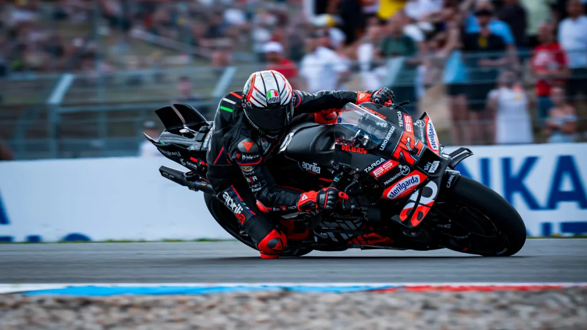 Bezzecchi Dominates Final Practice in MotoGP Indonesia Grand Finale