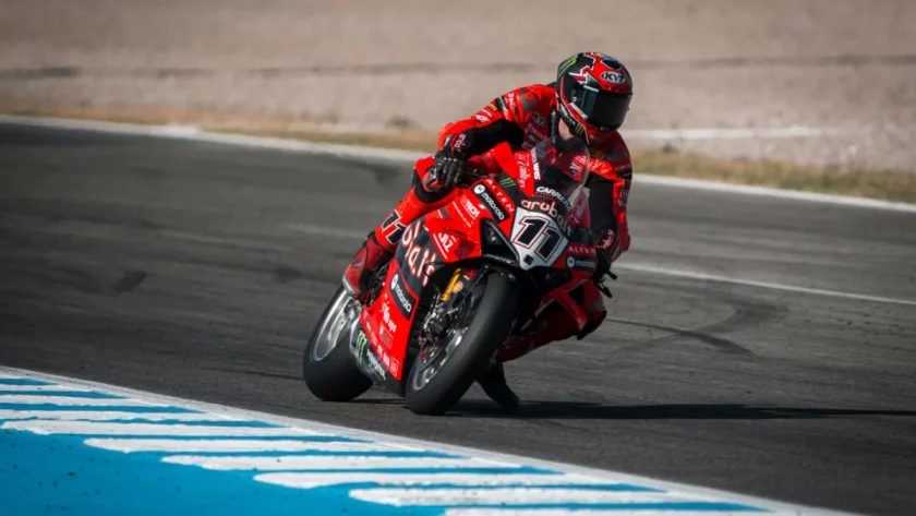 Nicolo Bulega Sets Jerez Ablaze with Record-Breaking WorldSBK Superpole Performance