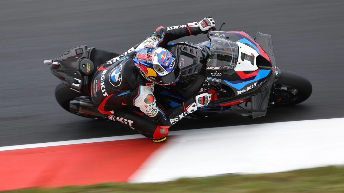 Toprak Razgatlioglu Shatters Estoril Lap Record in WorldSBK Superpole Triumph