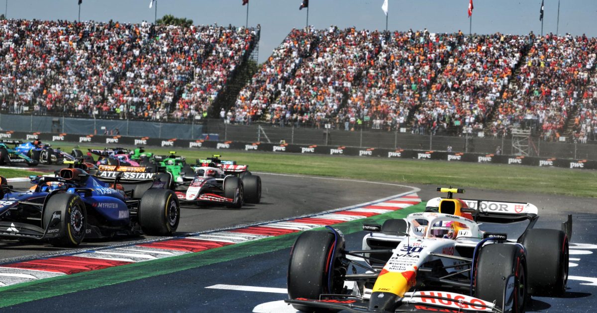 Liam Lawson points finger at Carlos Sainz after Mexican GP 'killed'