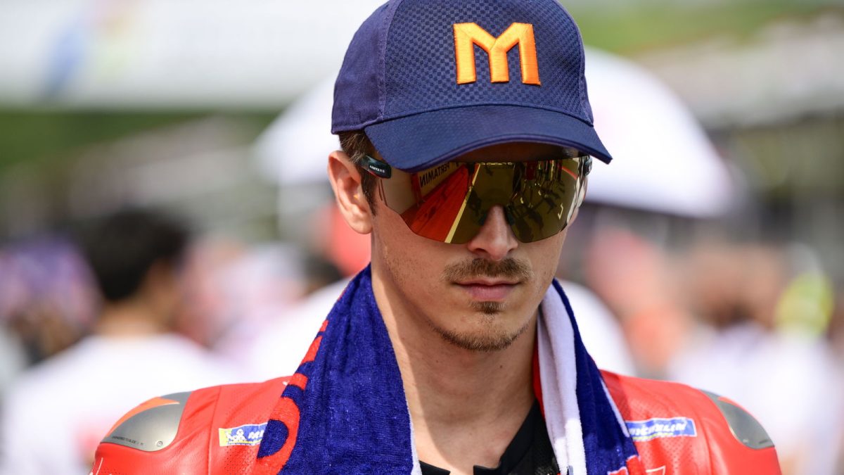 Unprecedented Challenges: Luca Marini's Struggle with an Unrideable Honda MotoGP Bike and Dropping Tyre Pressure