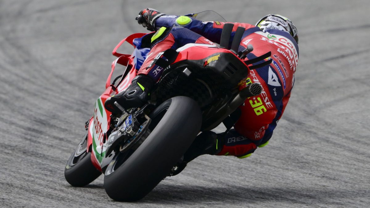 The Comeback Kid: A Forgotten MotoGP Champion's Quest for Victory in Malaysia