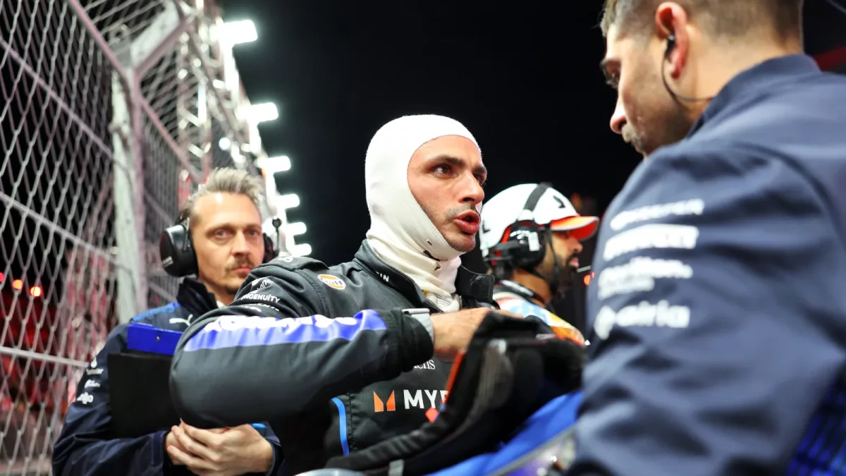 Revving Towards Resolution: Carlos Sainz's Strategic Approach to the F1 Las Vegas GP Dilemma