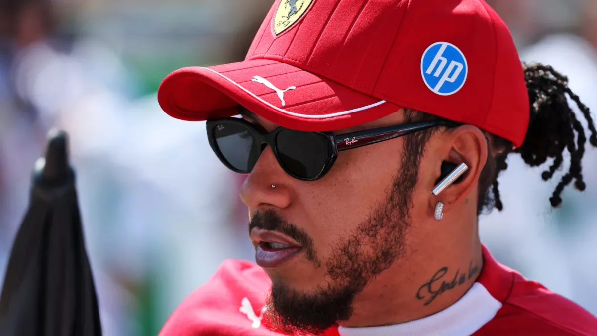 Lewis Hamilton defiant on Ferrari goal amid F1 future rumours