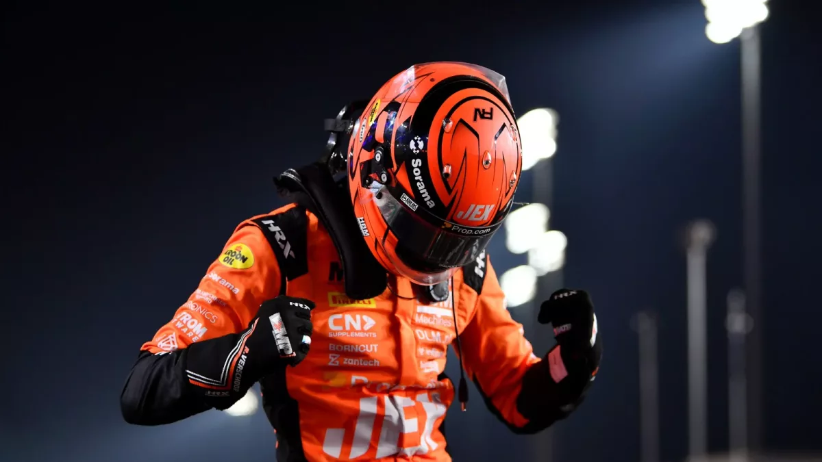 Richard Verschoor Dominates Qatar F2 Sprint for Spectacular Victory