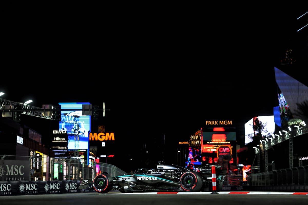 Russell Outpaces Verstappen in Vegas Practice Session, McLaren Struggles
