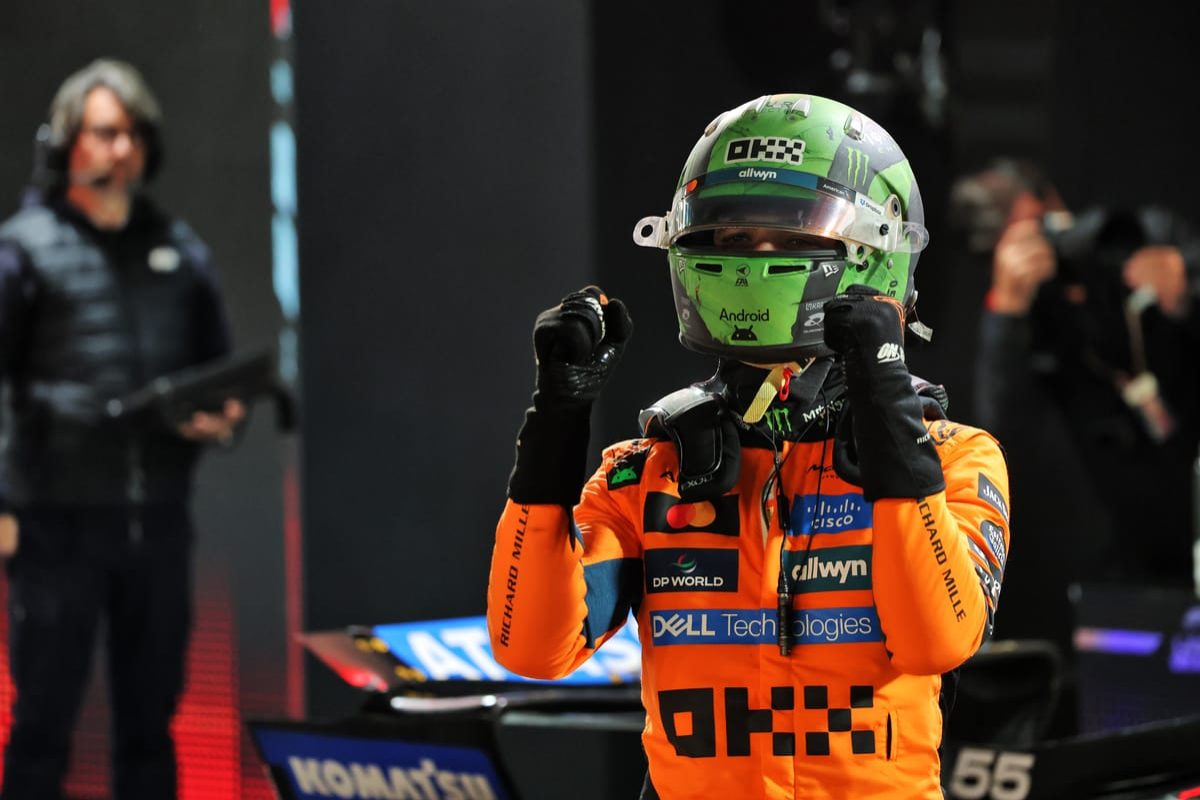 Norris beats Verstappen to pole in wet Las Vegas qualifying