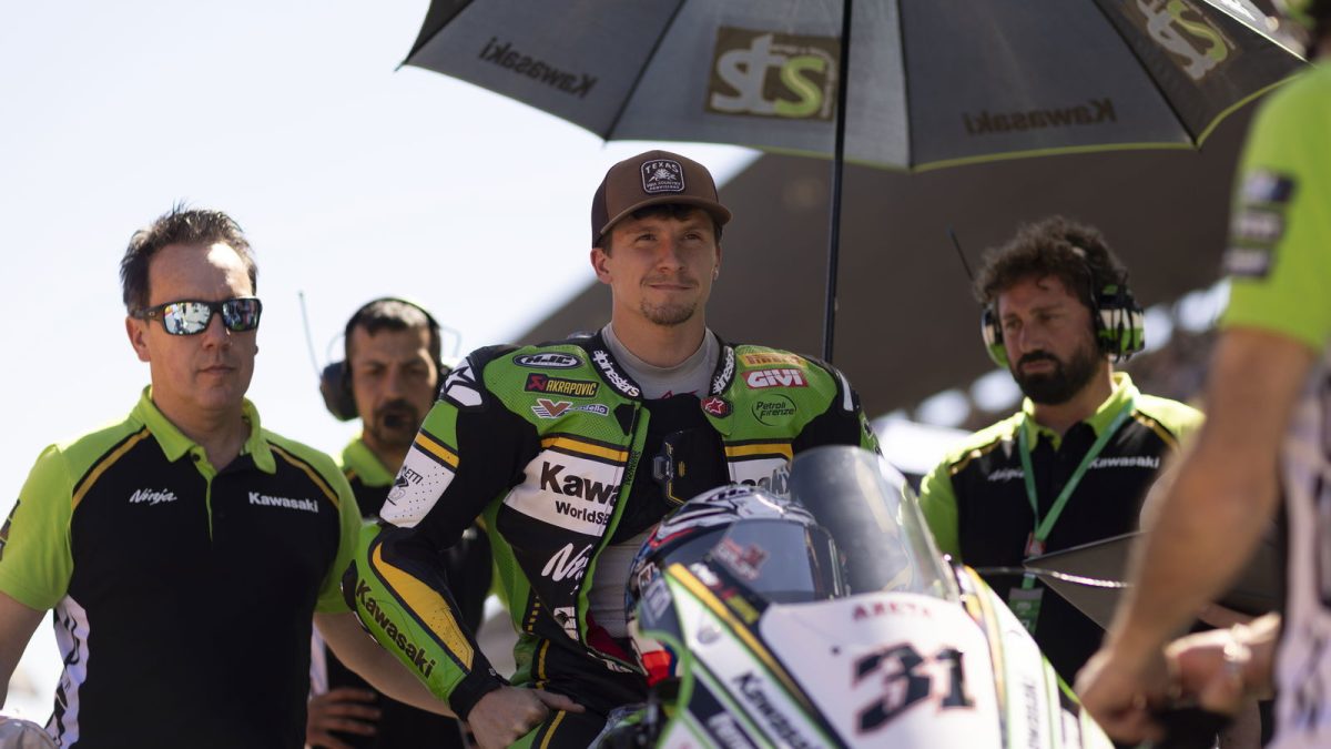 Paving Victory Lane: Kawasaki's Ambitious 2026 WorldSBK Aspirations Ride on Powerful New Bike