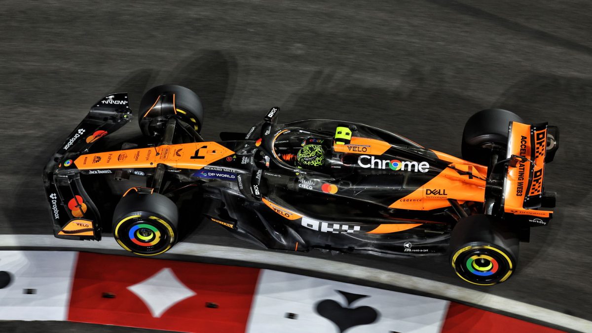 Battling Titans: Max Verstappen Seizes Opportunity as McLaren Falters in Las Vegas Showdown