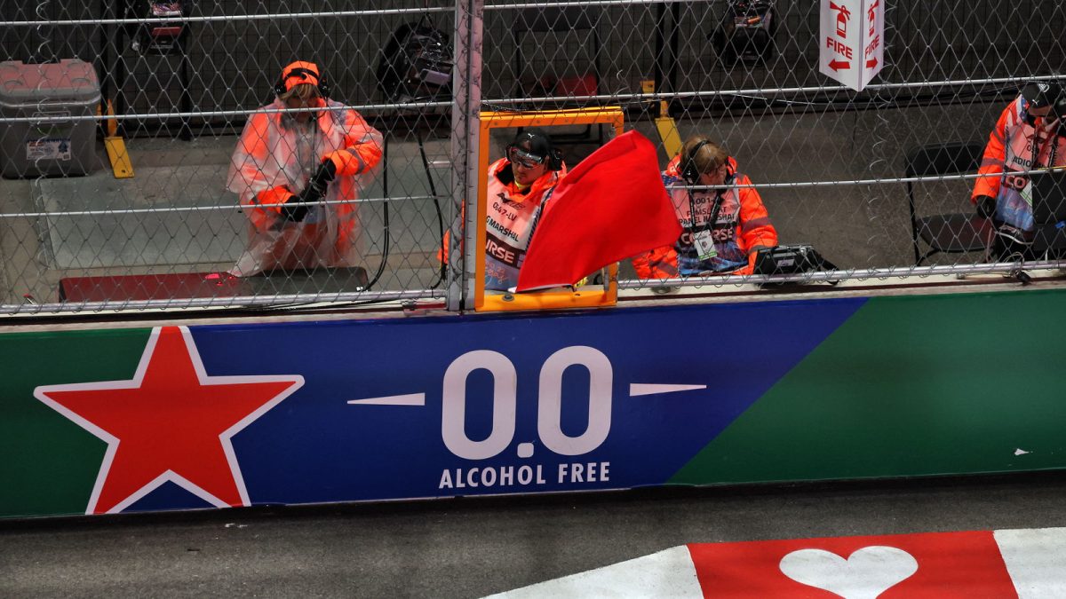 More Las Vegas drain cover drama? FIA explain two red flags in FP2
