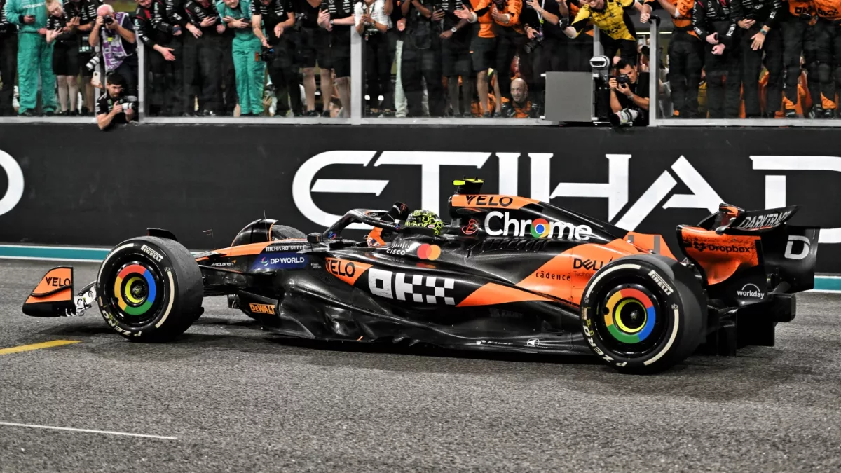 Carlos Sainz Predicts Lando Norris Dominance at F1 Abu Dhabi Grand Prix