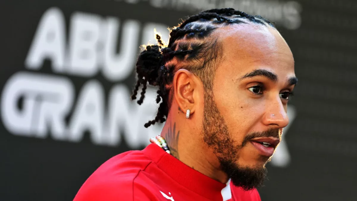 The Unspoken Strategy: Lewis Hamilton's Silent Stand on Advising F1 Title Contenders