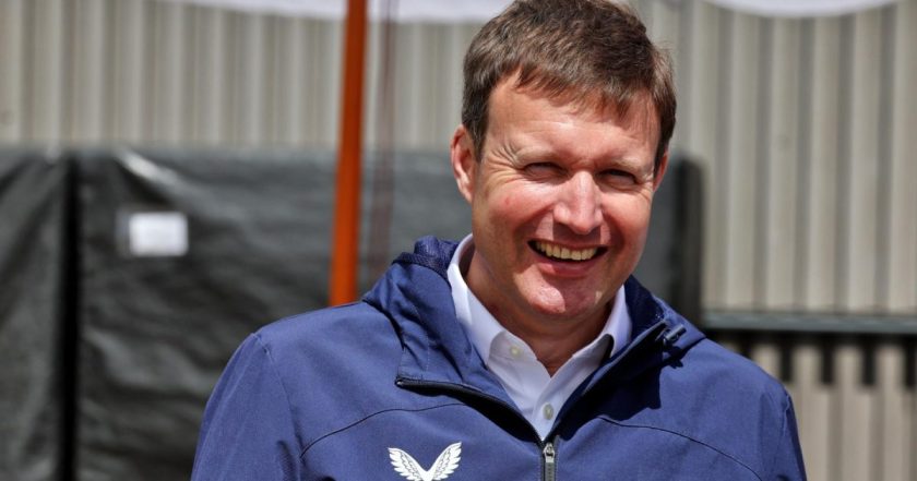 Royal Recognition: British Motorsport Legend Receives Prestigious Honor from the King