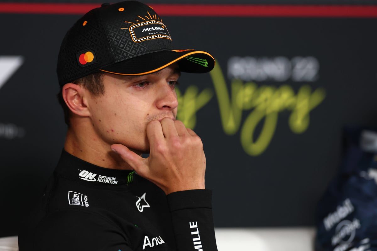 F1 Champion Stands Against Unsportsmanlike Conduct: Condemns 'Embarrassing' McLaren Booing