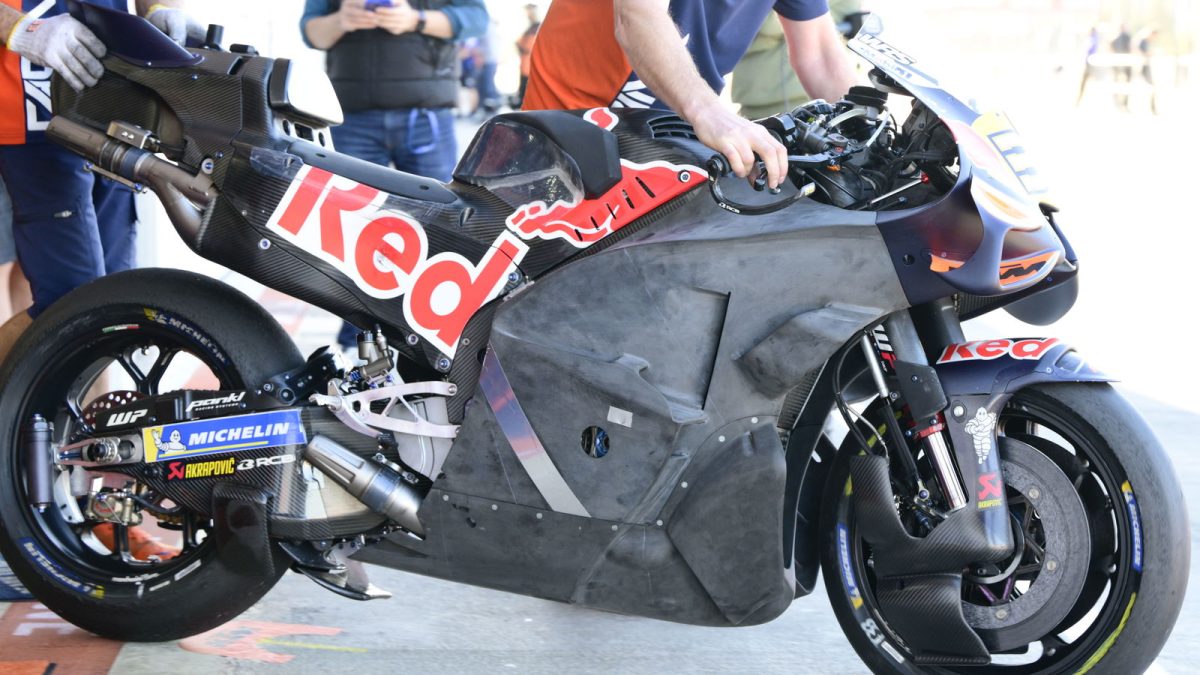 Breaking Barriers: KTM Shocks with Impressive Lap Time from 850cc MotoGP Engine Test