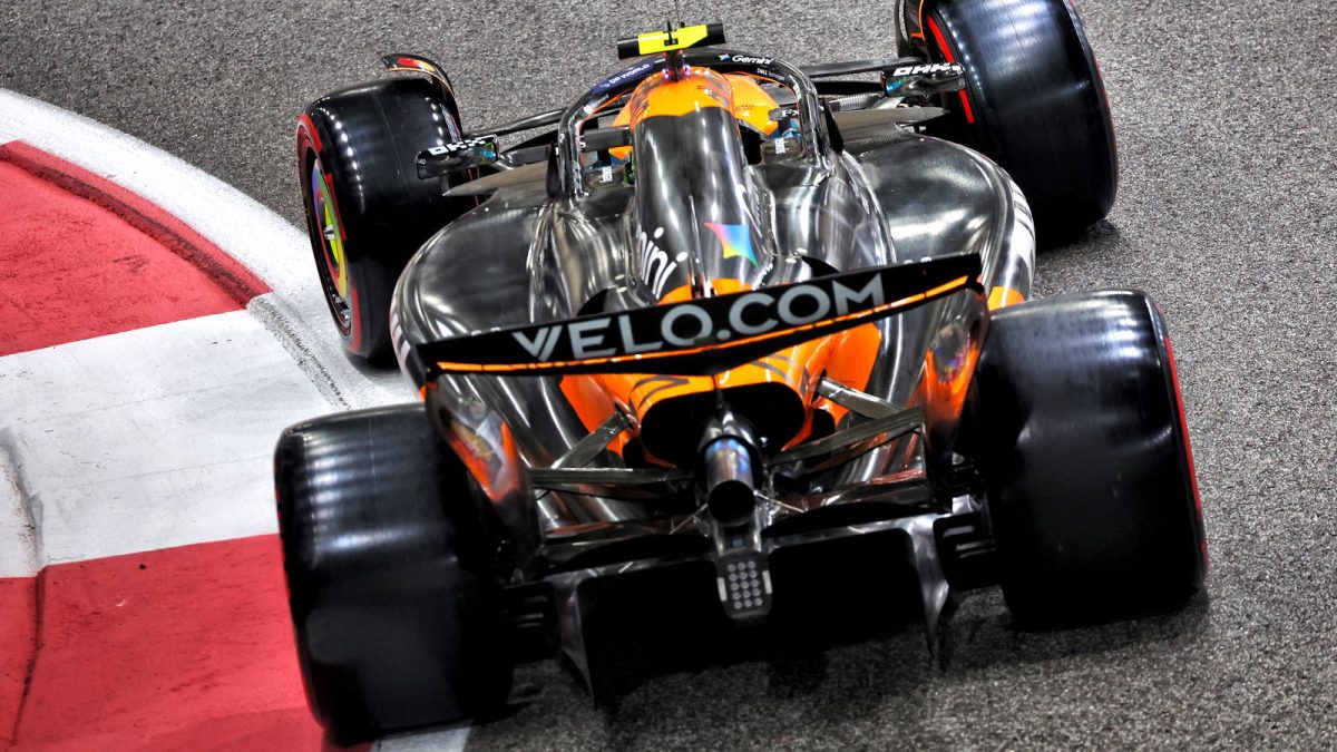 Thrilling Showdown: The 2025 F1 Abu Dhabi Grand Prix Race Live with Norris, Verstappen, and Piastri vying for the Championship