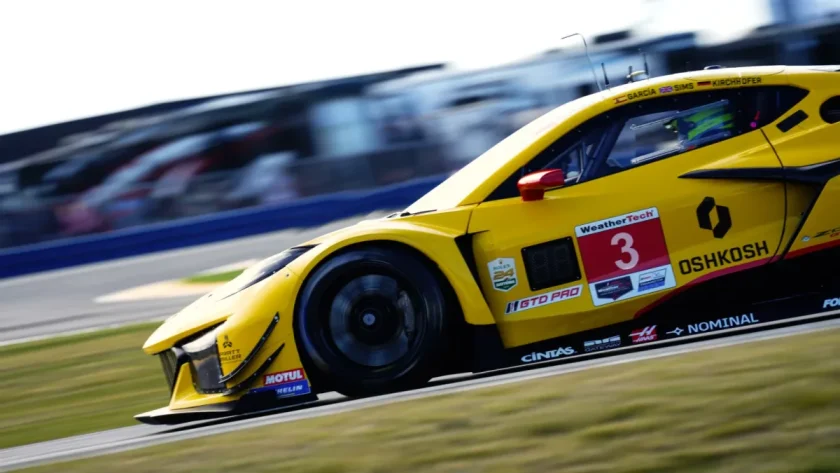 Corvette Dominates GT Class Qualifying at Rolex 24 at Daytona