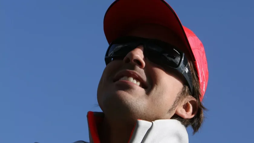 Inside the High-Stakes Drama: The Close Call of Fernando Alonso and McLaren's F1 Mechanics