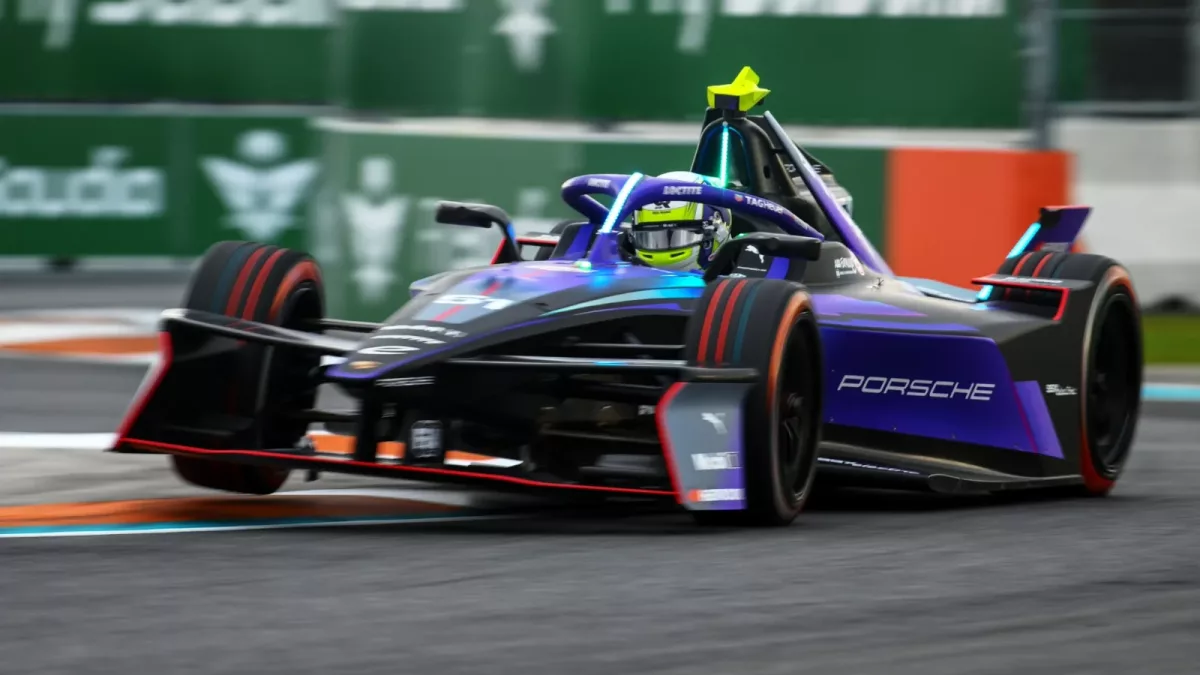 Mueller Makes History: Secures First Formula E Pole Position at Miami E-Prix