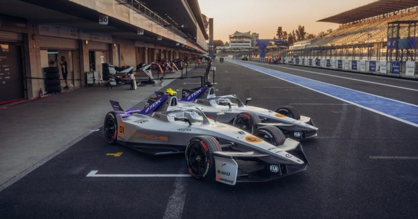 Revving Through History: Porsche Formula E's Stunning 75th Anniversary Retro Livery