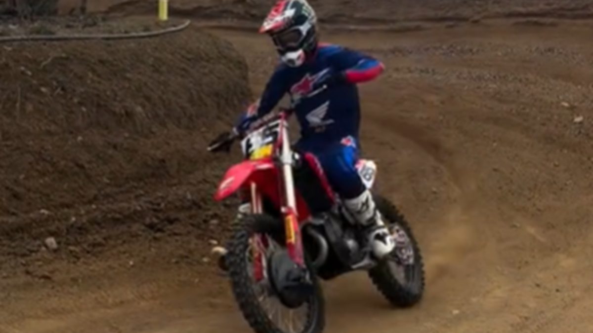 Jonathan Rea Dives into New Horizons: A Glimpse of the Thrilling Future with Honda in 2026