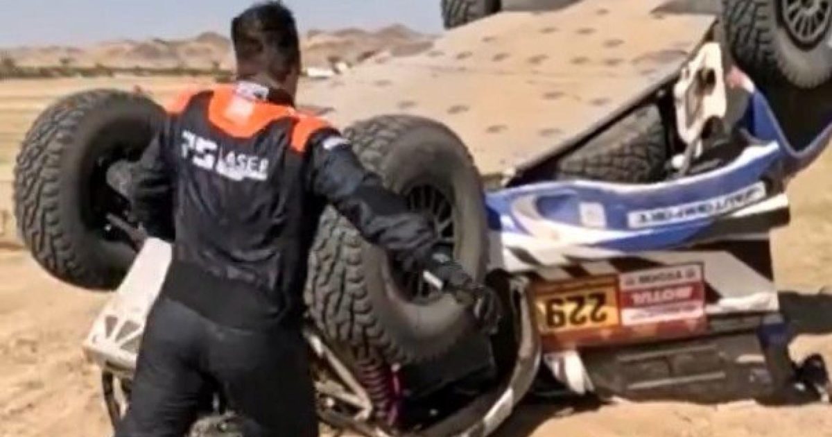 Dramatic Crash at Dakar Rally Shakes Up Driver and Fans Alike