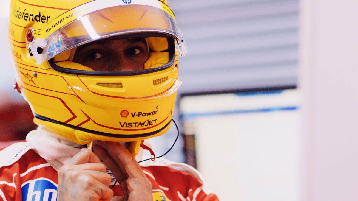 Key Ferrari decision for Lewis Hamilton sets &lsquo;alarm bells&rsquo; ringing