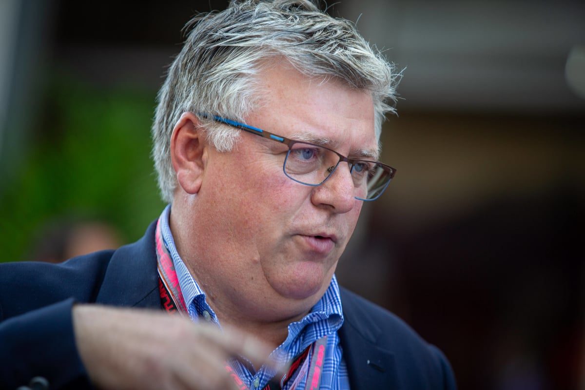 Unsung Heroes: Former F1 Chief Salutes Pilot Bravery During Terrifying Mid-Air Engine Failure