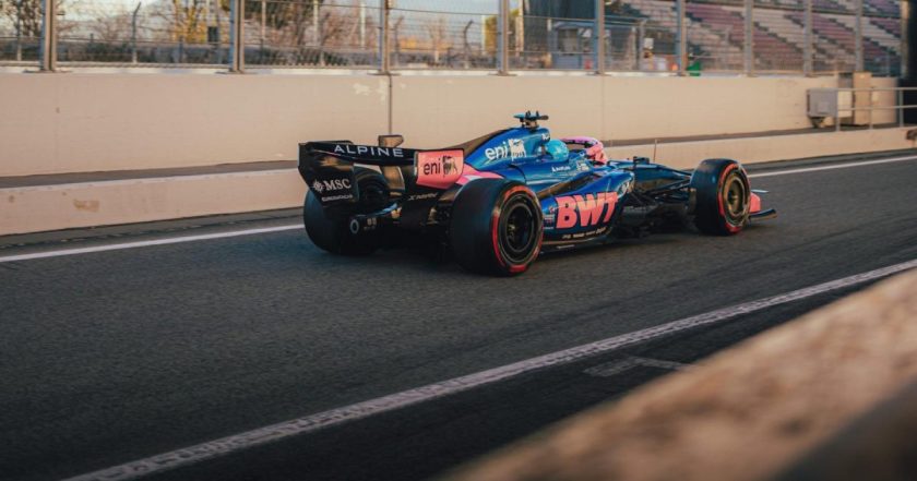 Defending F1 Champion Faces New Driver Challenge with Concern