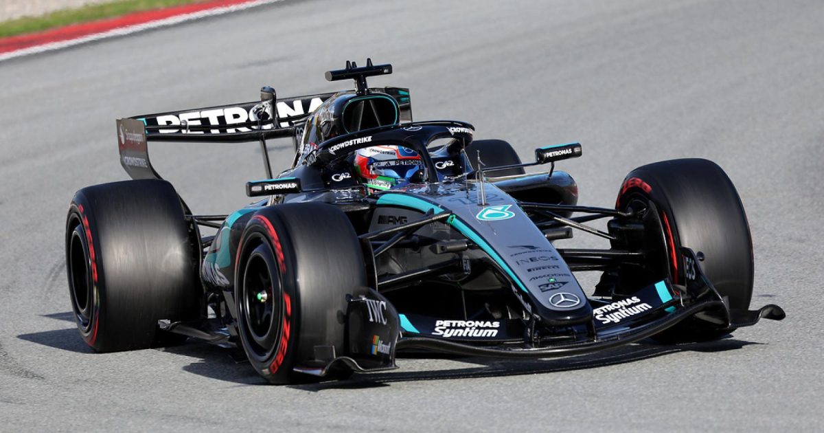 Revving Up the Competition: Intriguing Red Bull and Ferrari Comparison Stuns at Barcelona Test