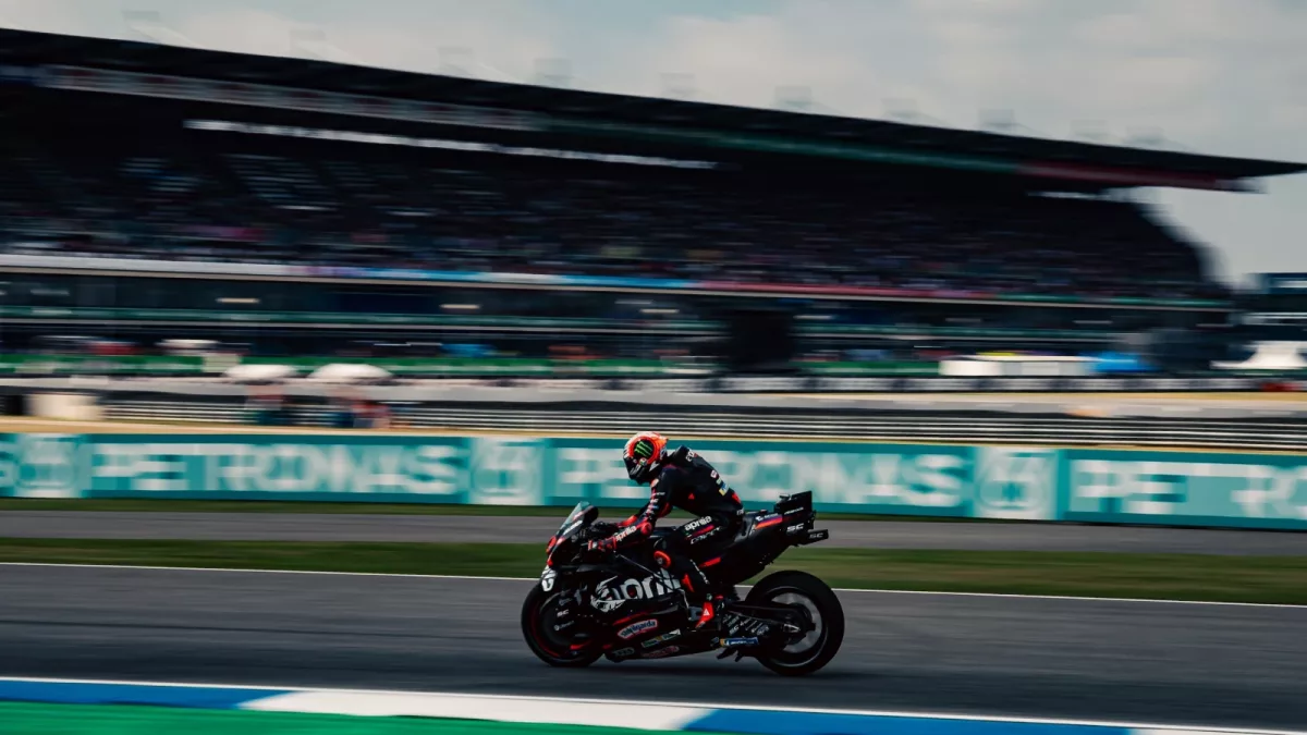 Bezzecchi Triumphs in Thailand as Marquez Bows Out: A Flag-to-Flag MotoGP Spectacle