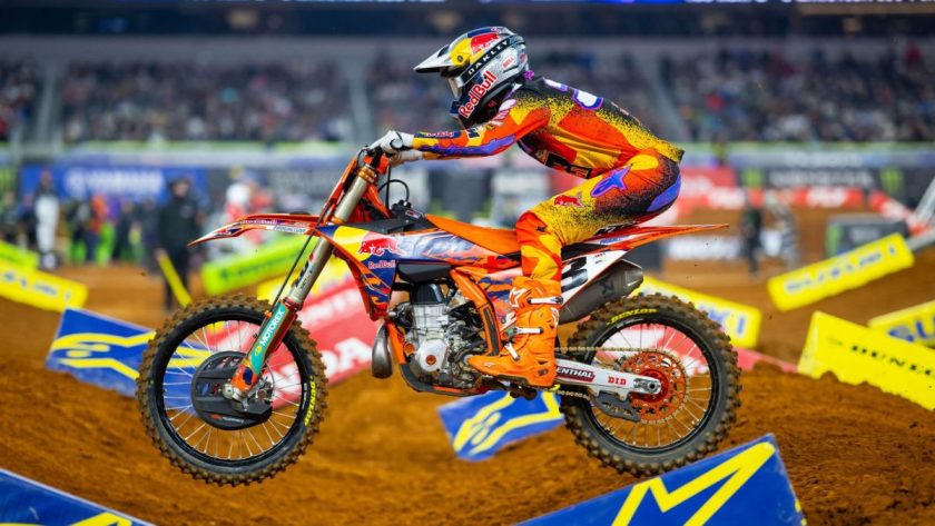 Tomac Triumphs at Daytona: A Masterclass in Early Dominance