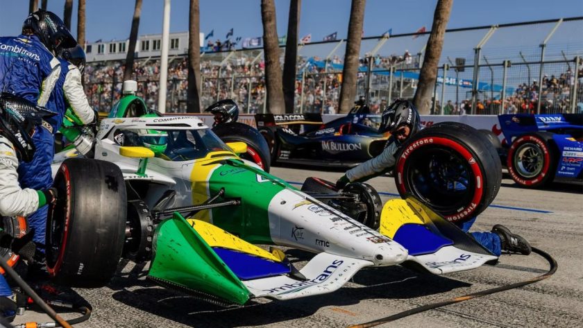 Quick Reflexes and Miraculous Escape: How an AJ Foyt Crew Member Dodged Injury in a Heart-Stopping Pit Lane Incident