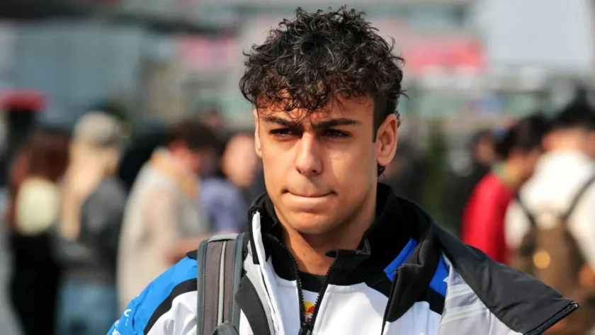 Arvid Lindblad receives wake-up call from former coach on attitude adjustment