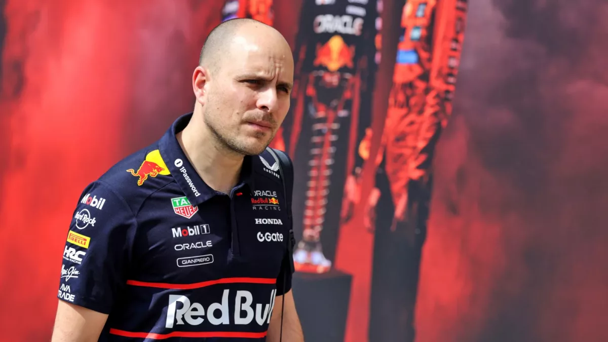 Former Formula 1 Chief Endorses Gianpiero Lambiase's Swift Move to McLaren