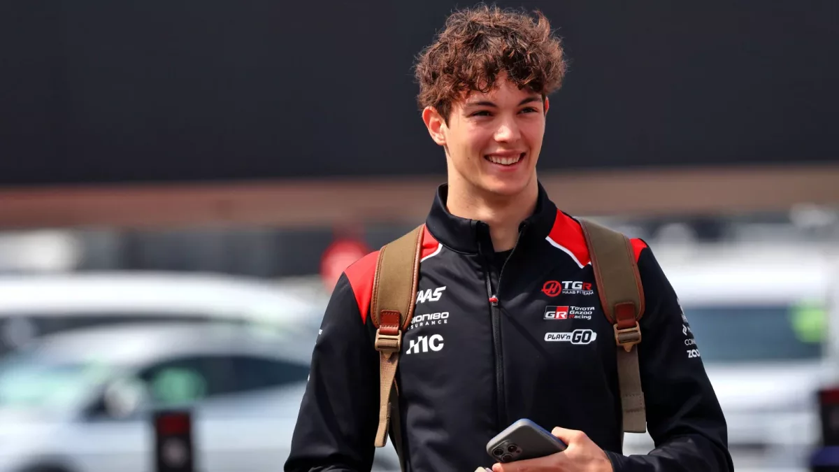 Breaking News: Haas Provides Critical Update on Oliver Bearman After Suzuka Crash