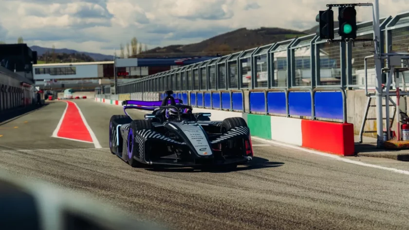 Porsche opens fresh chapter in Formula E story with breathtaking car reveal