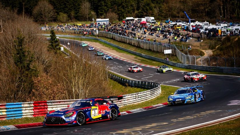 Driver dies after multi-car crash suspends NLS4 at the Nurburgring