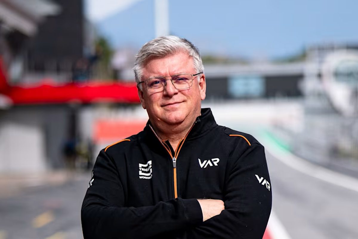 Revving Back to the Finish Line: Former F1 Boss Eyes Comeback with Exciting New Team
