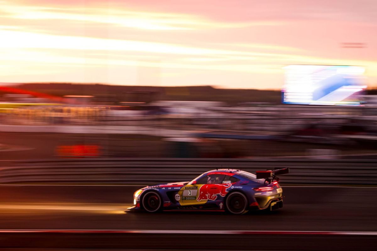 Verstappen Racing Team Poised for Victory at Nurburgring 24 Hours