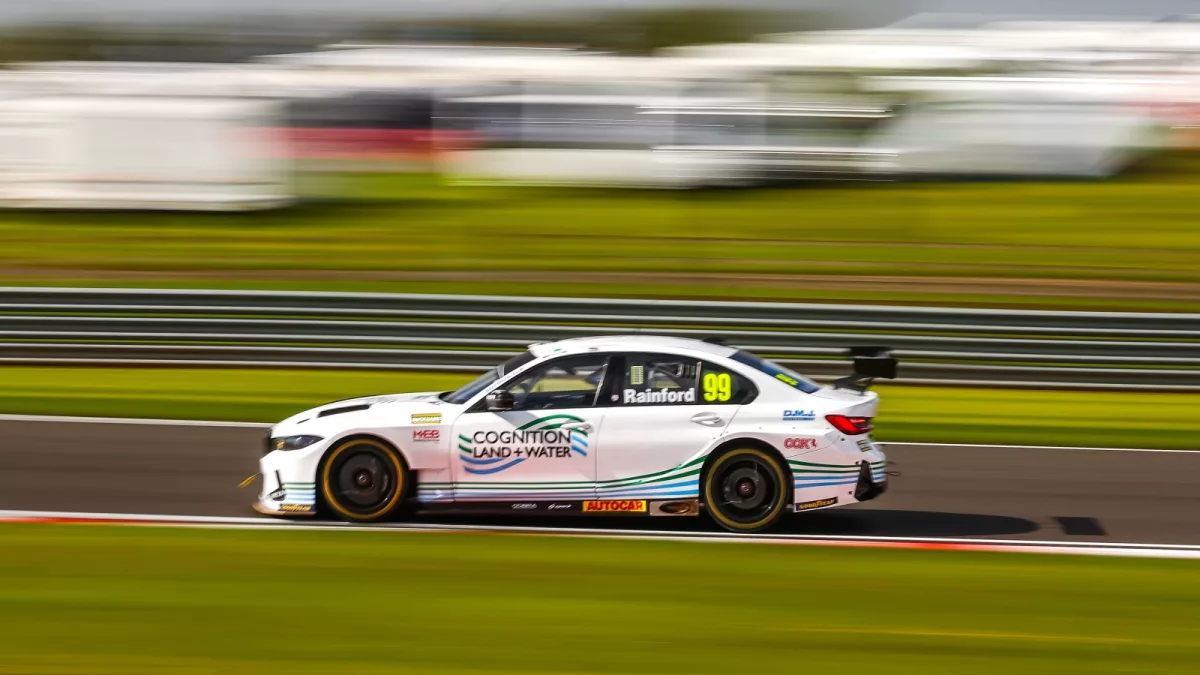 Charles Rainford's Dominant Victory in BTCC Race at Snetterton