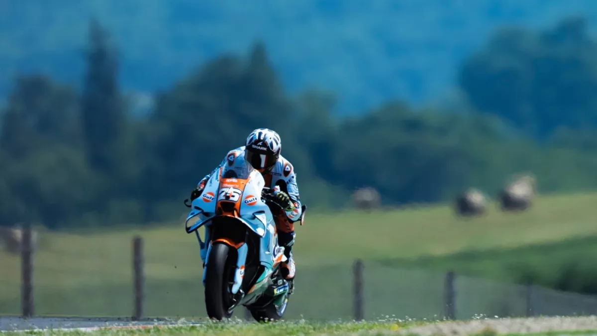 Raul Fernandez stormed to victory in the MotoGP Sprint race at Mugello