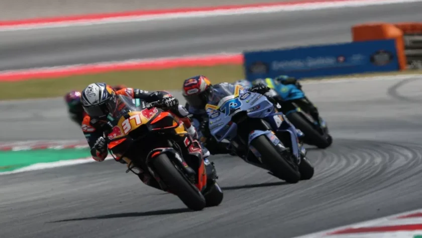 Pedro Acosta Criticizes Unnecessary Third MotoGP Race Start at the Catalan Grand Prix