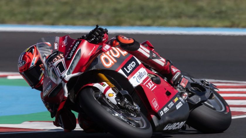 2026 Hungarian WorldSBK Superpole Race LIVE: Will Bulega's streak end?