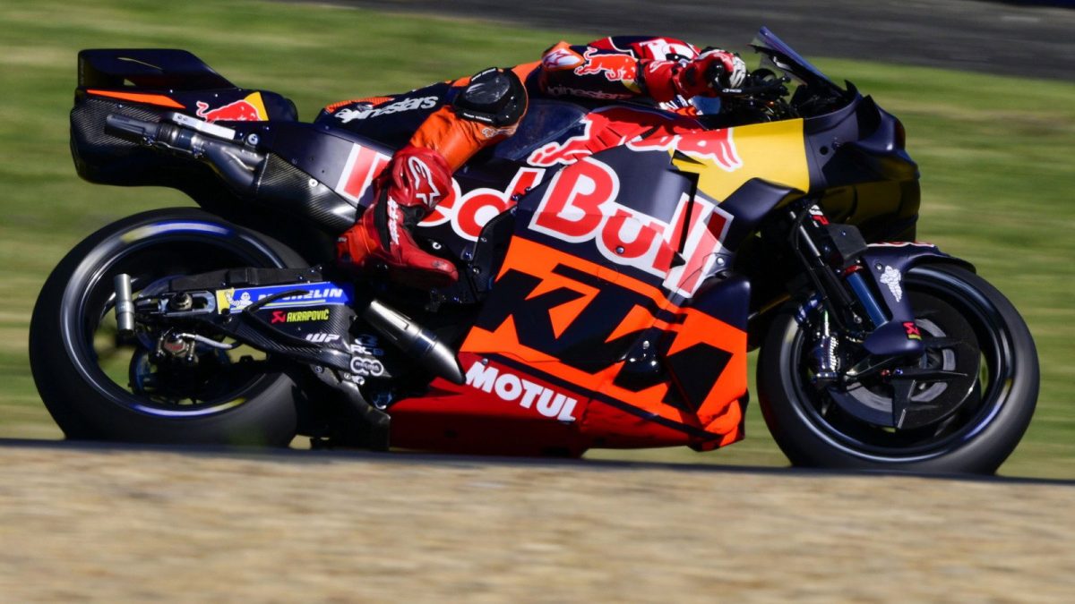 Revolutionizing Motorcycle Racing: The Unconventional Evolution of MotoGP Riding Styles